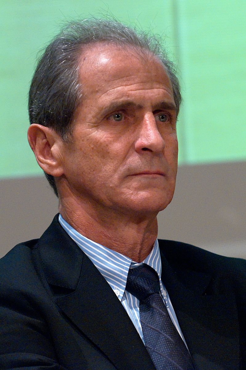 Une photo d'Hubert Falco, le maire de Toulon
