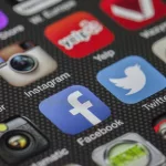 L'interface épurée de Noplace favorise des interactions plus naturelles.