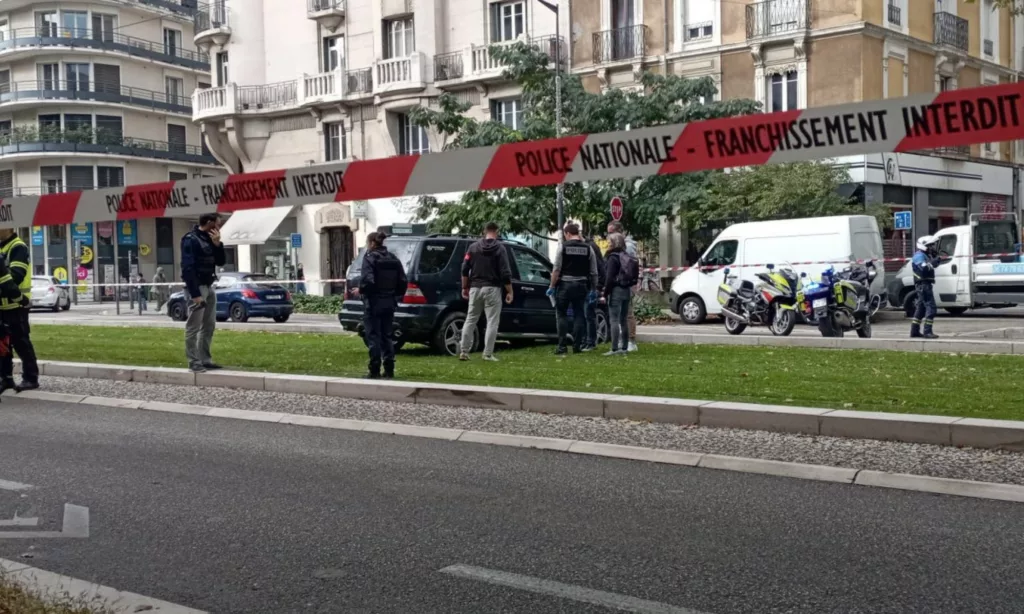 grenoble sous le choc après l'échec d'un braquage armé