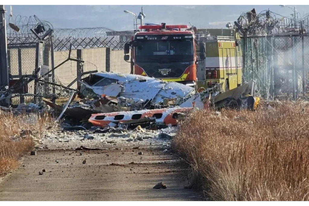 Le Boeing 737-800 de Jeju Air retourne à Gimpo après un problème technique.