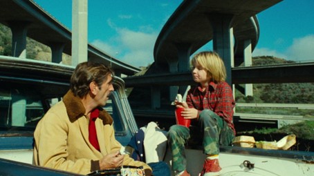 Travis et son fils Hunter, entreprenant un second Road Trip