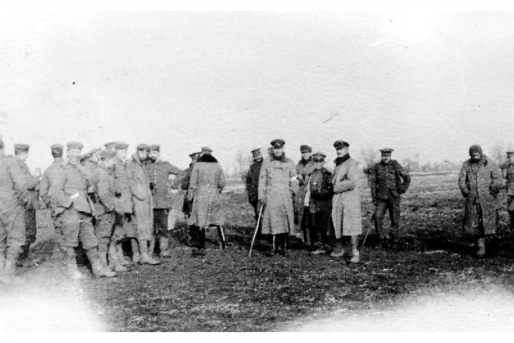 Rencontre entre soldats ennemis dans le no man's land en 1914.