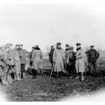 Rencontre entre soldats ennemis dans le no man's land en 1914.
