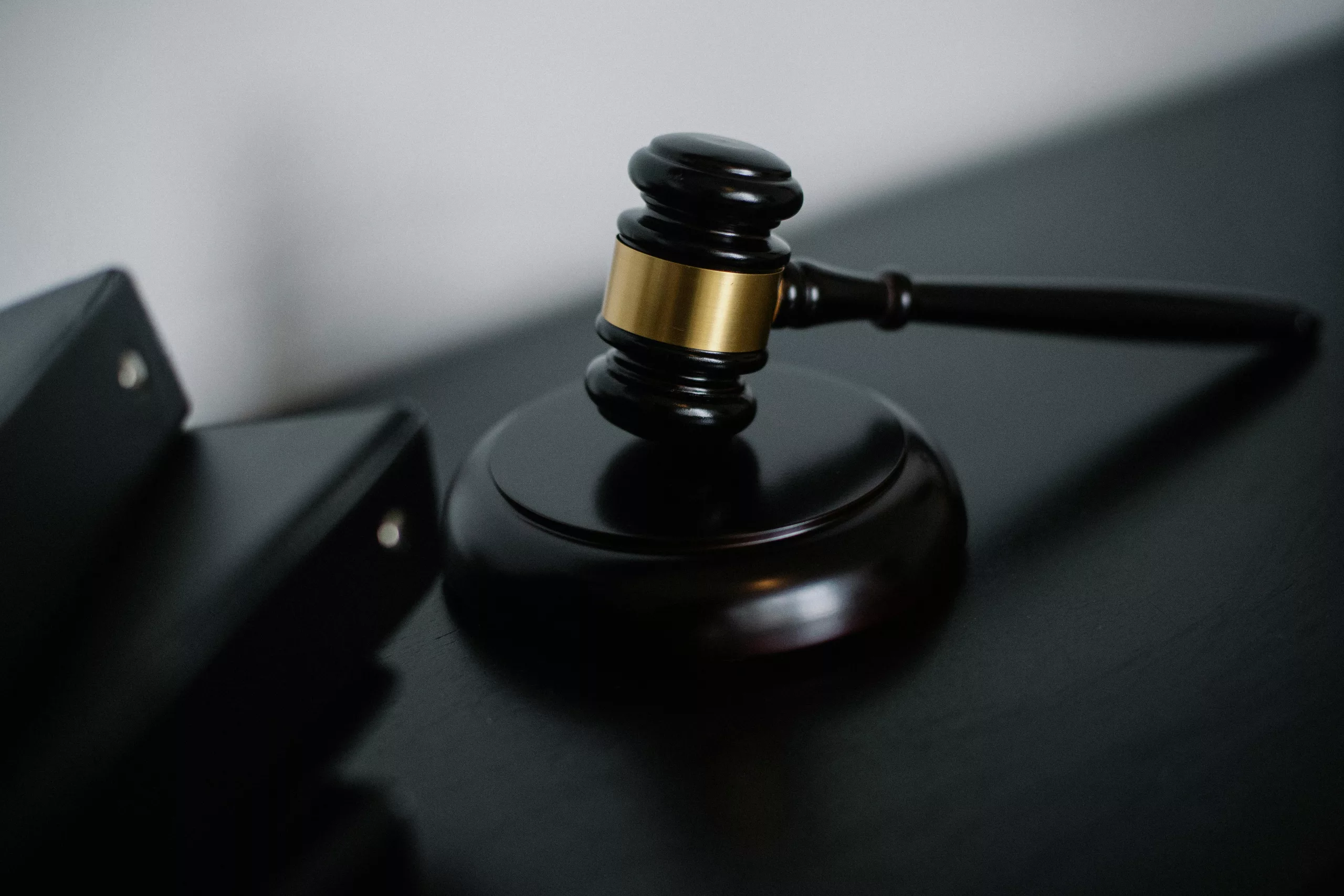 Condamnation de chercheurs pour une attaque contre le consulat russe