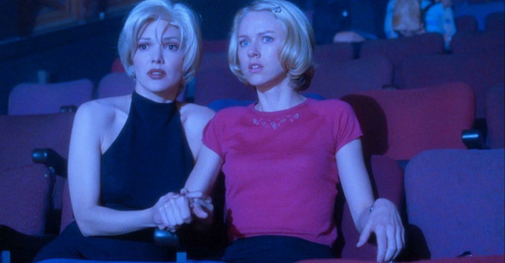 Rita et Betty au spectacle